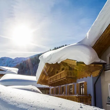 Enzian By Alpeffect Hotel 4*